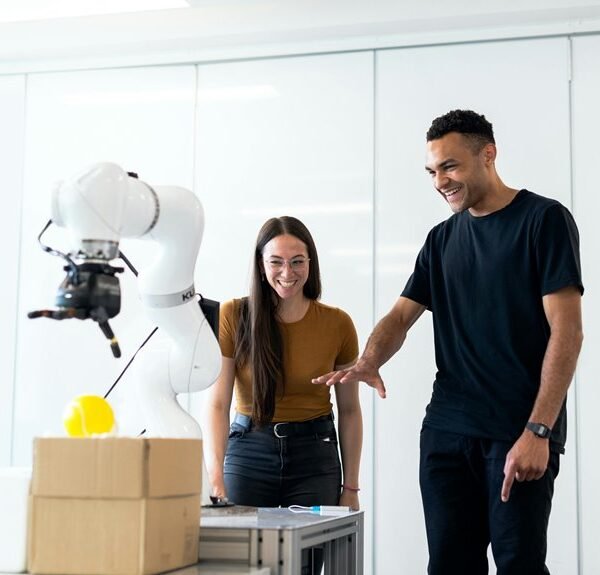 Innovation Network 9512683776 Technology Hub Techmapz Com